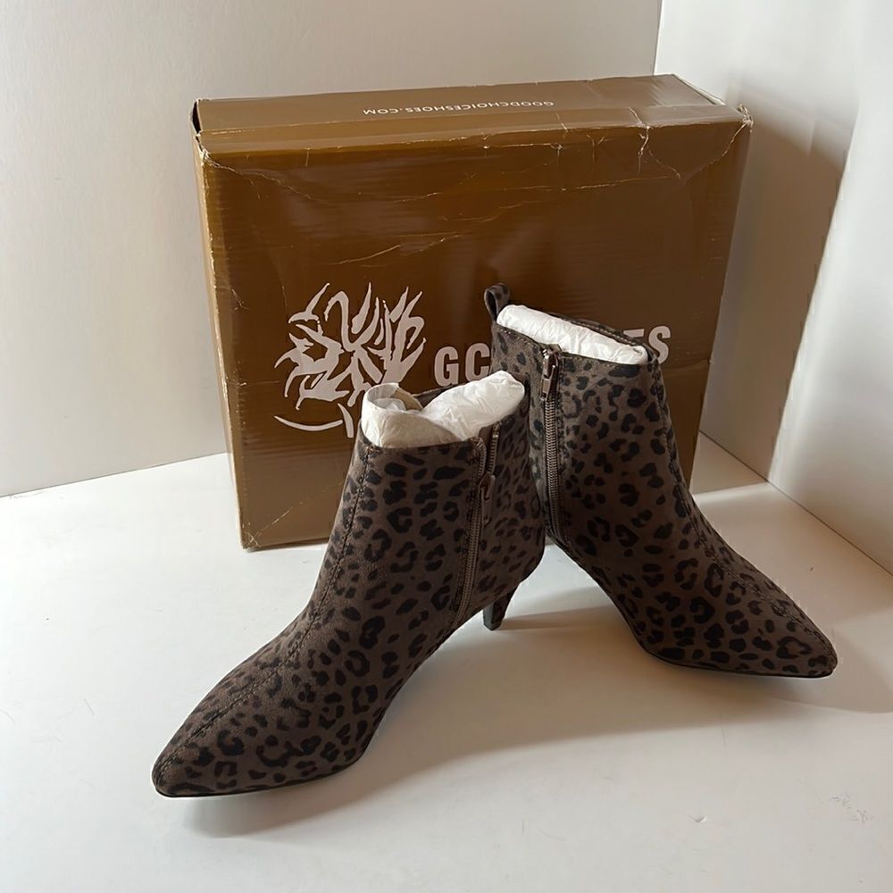 GC Shoes Aden Taupe Leopard Ankle Bootie size 6.5 - Picture 1 of 6